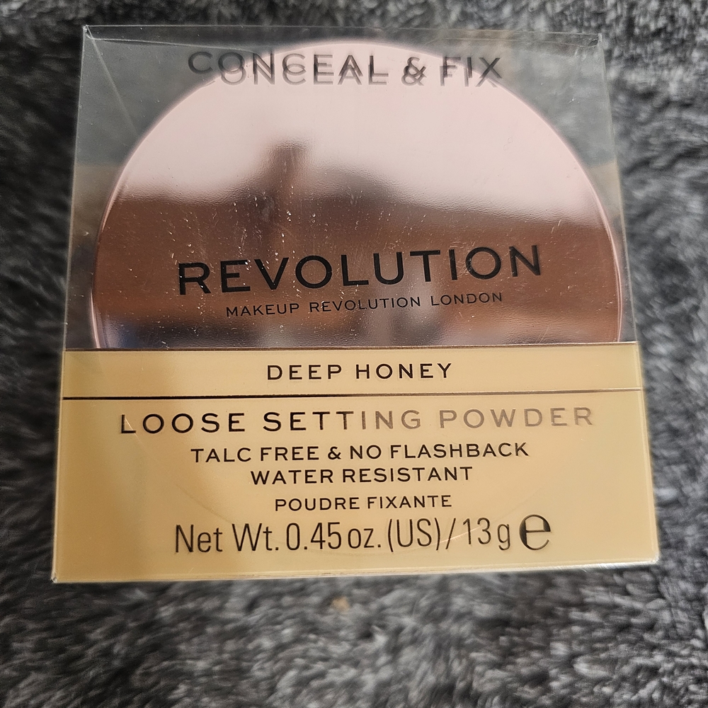 5 For $35!! - Revolution Deep Honey Loose Setting Powder